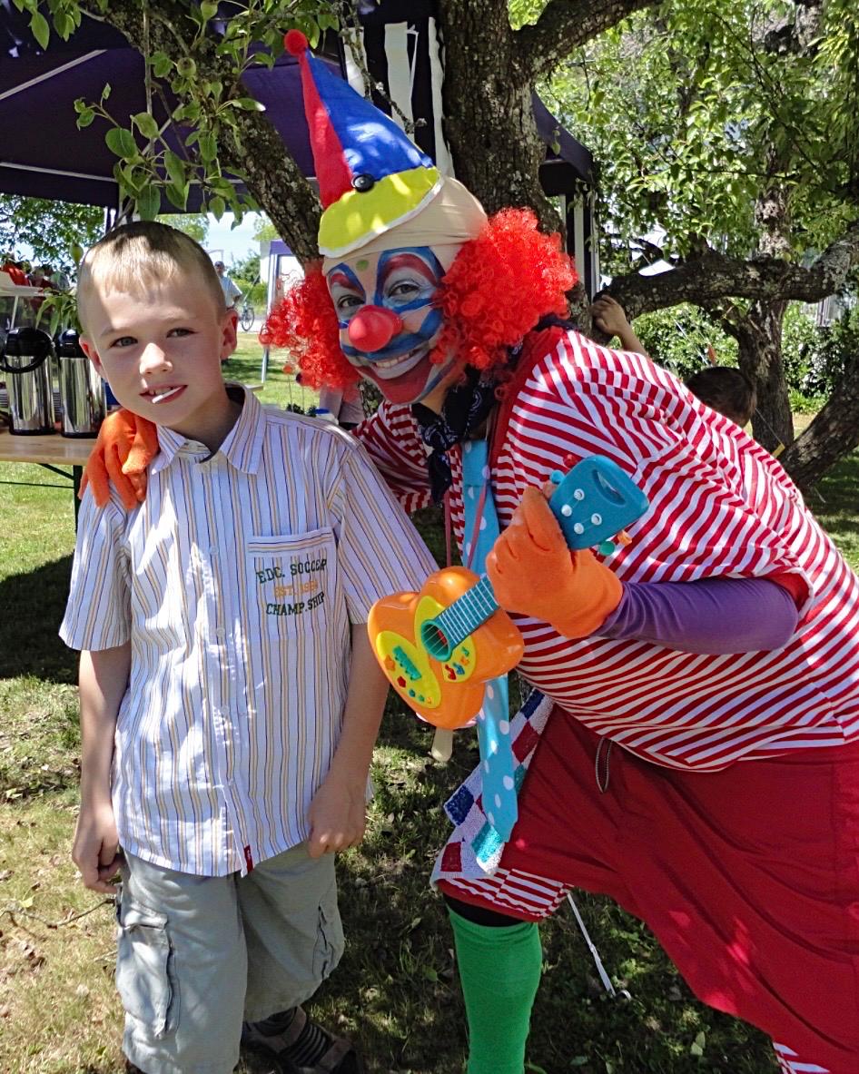 Kreative Kinderunterhaltung und Zauberei im Kanton Solothurn - Palmine